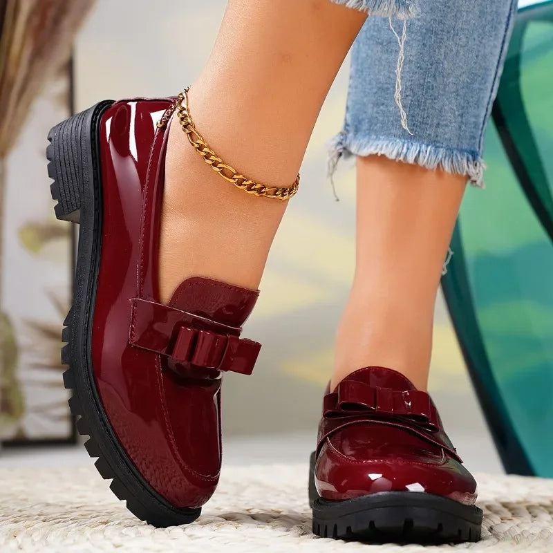 2025 Summer New Sexy Round Toe Retro Solid Color Mary Jane Lolita Shoes Designer Casual Shopping Womens High Heels Zapatos Mujer