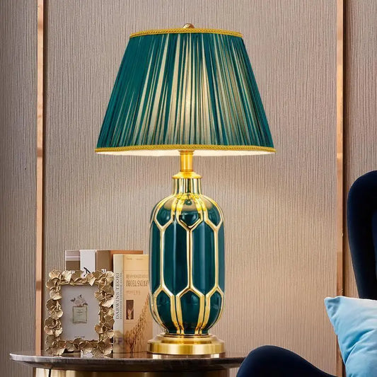 Chinese Black Ceramic Desk Lamp Nordic Modern Luxury Living Room Bedroom Bedside Study Table Lamp Atmosphere Sense Decoration