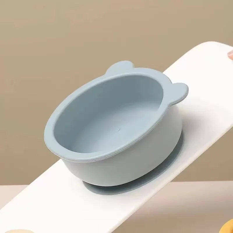 9PCS/Set BPA Free Silicone Baby Feeding Set Sucker Bowl Divided Dinning Plate Straw Cup Spoon Fork Adjustable Bib Child Dishes