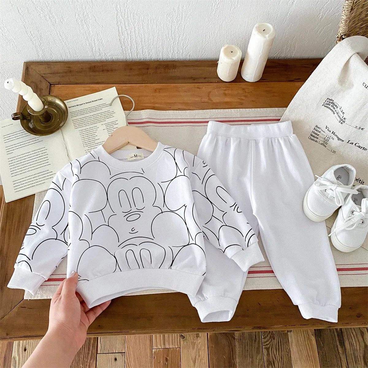 Disney 2024 Mickey Mouse Print Loose Kids Sweatshirt Autumn/winter Cartoon Pullover Fashion Children's Top