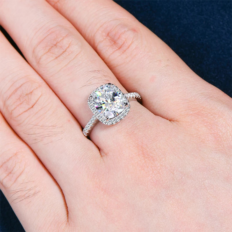 IOGOU Luxury 4ct Moissanite Halo Engagement Ring Certified Cushion Cut Diamond Wedding Rings 925 Sterling Sliver Wedding Jewelry