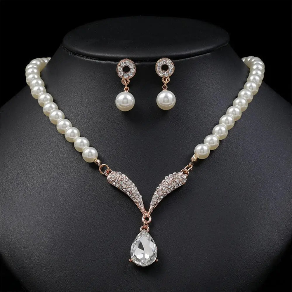 V-shaped Earring Necklace Two Piece Set High-end Fashion Luxurious Necklace Inlaid Rhinestone Jewelry Sets for Women