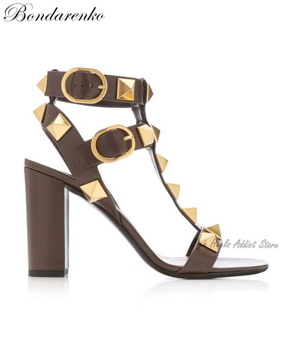 Rockstud Block Heel Leather Sandals Roman Stud Pink Black White Buckled High Heels Summer New Luxury Designer Shoes on Offer