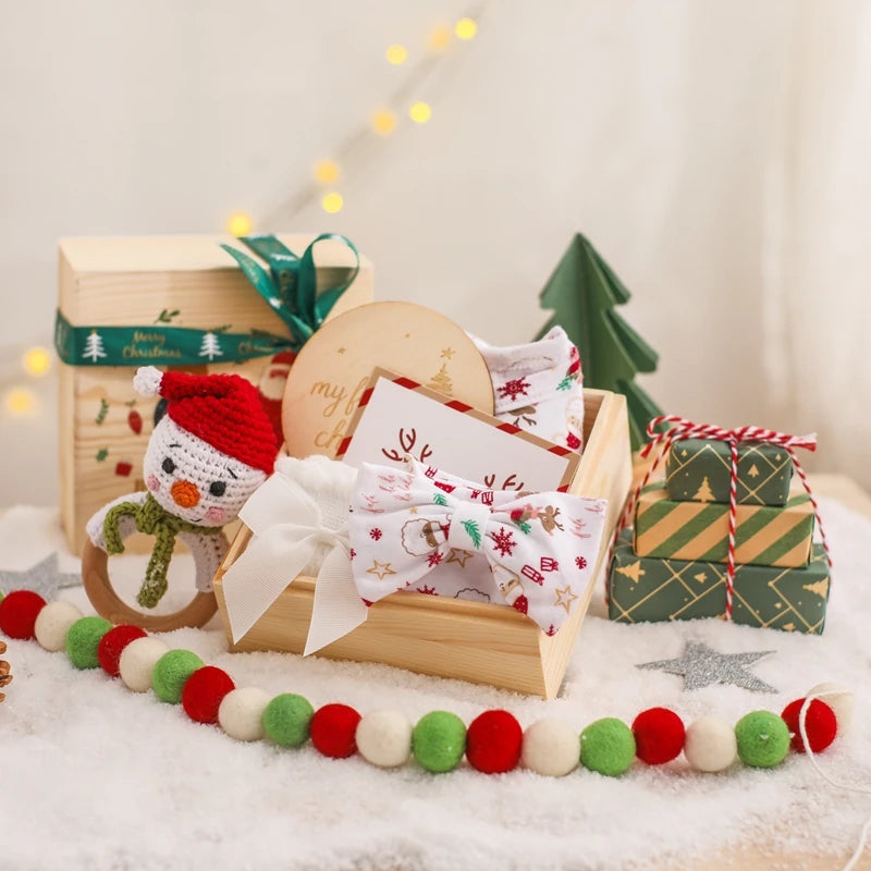 Baby Bathing Mouth Water Towel Pacifier Set Baby Full Moon Milestone Cards Wood Ring Rattle Bath Towel Wool Brush Birthday Gifts