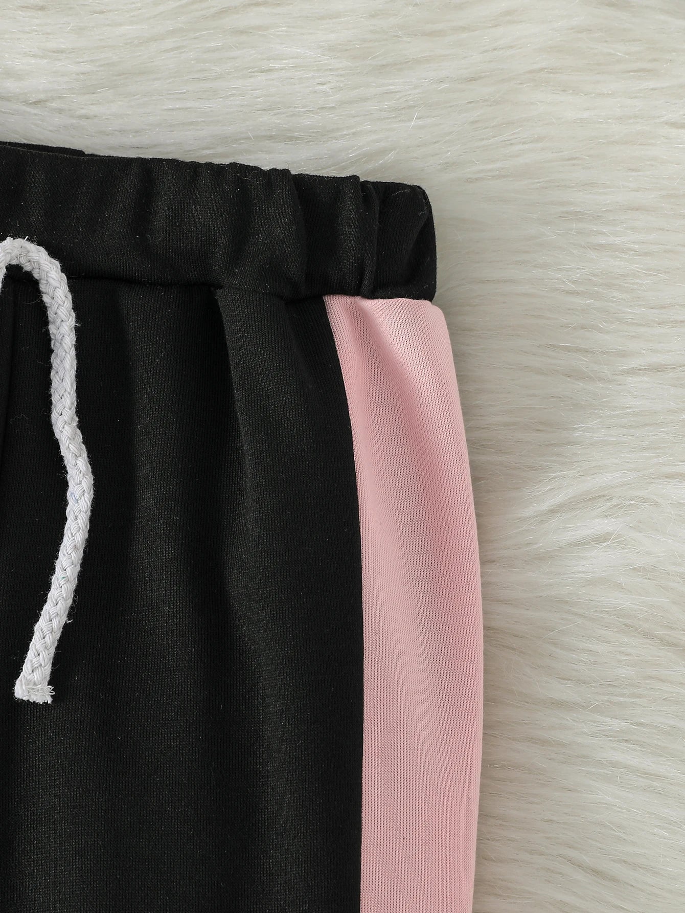 2-Piece Set Baby Girl Fall Casual Black Printed Letter &Heart Pure Color Long-Sleeved Hooded Sweatshirt &Pants Suit Clothes