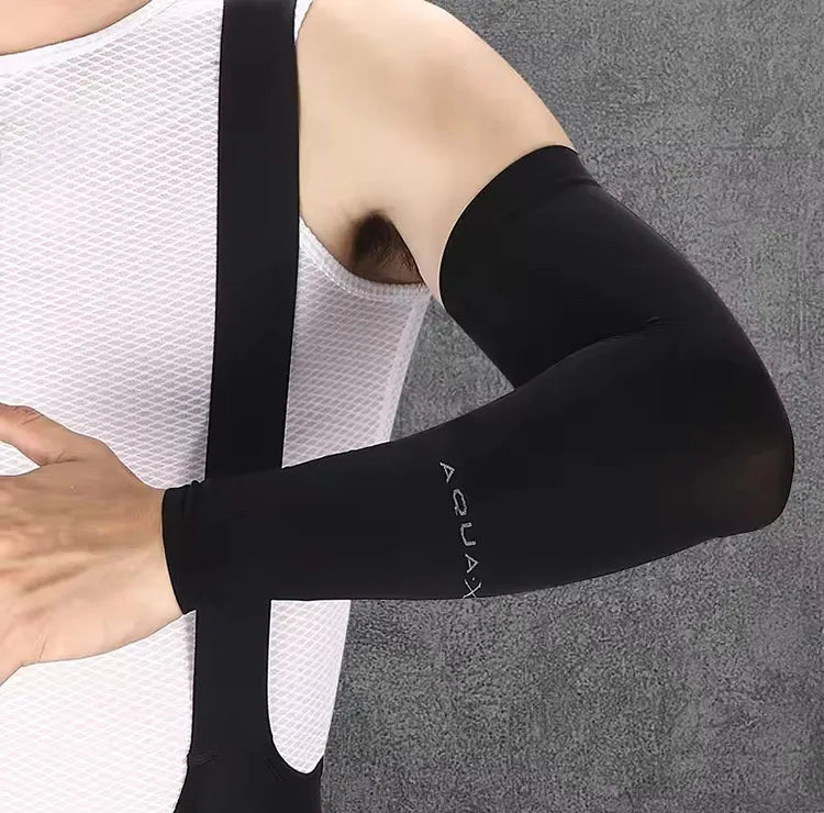 Summer Ice Silk Sports Arm Cover Cycling Sunscreen and UV Protection Outdoor Travel Running Fitness Protective Equipment