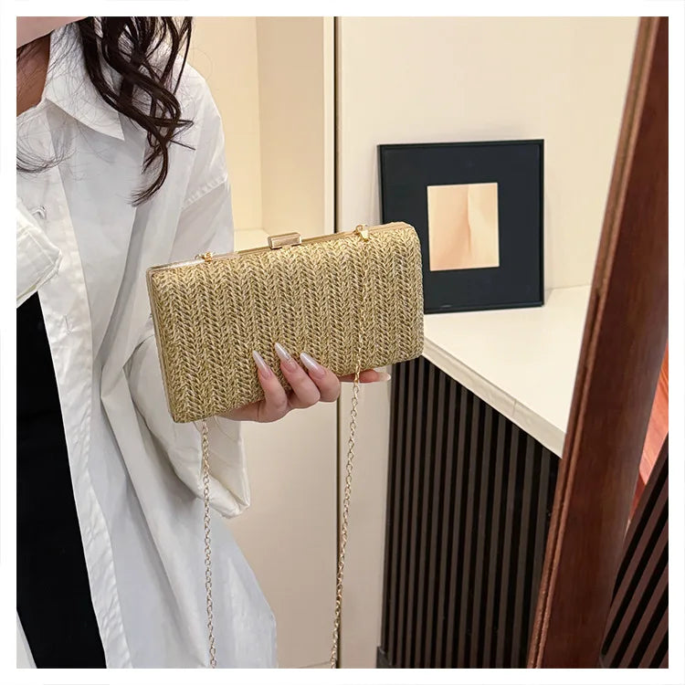Brand New in 2025 Summer! Women's Woven Handbag. This Fashionable Style Can Be Carried As A Shoulder or Crossbody Bag