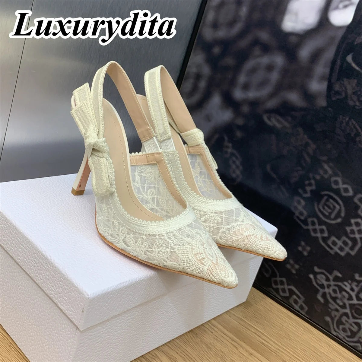 Top Quality Luxury Womens Sandal Casual Lace Flat Fashion Embroidered Muller Shoes Designer Silk Leather Soled High Heel