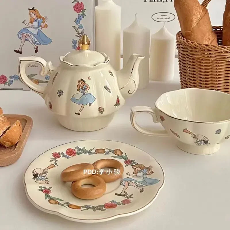 Luxury Ceramic Teapot Gift Box Cup and Pot Girl and Rabbit Ceramic Teapot Coffee Cup Dish Set Birthday Gift  for Tea Lovers