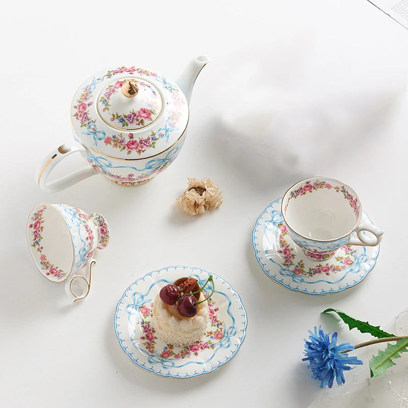Ceramic Cup and Saucer Retro Bone China Coffee Cup French Romantic Elegant Floral Bow Afternoon Tea Drinkware Handmade Teapot