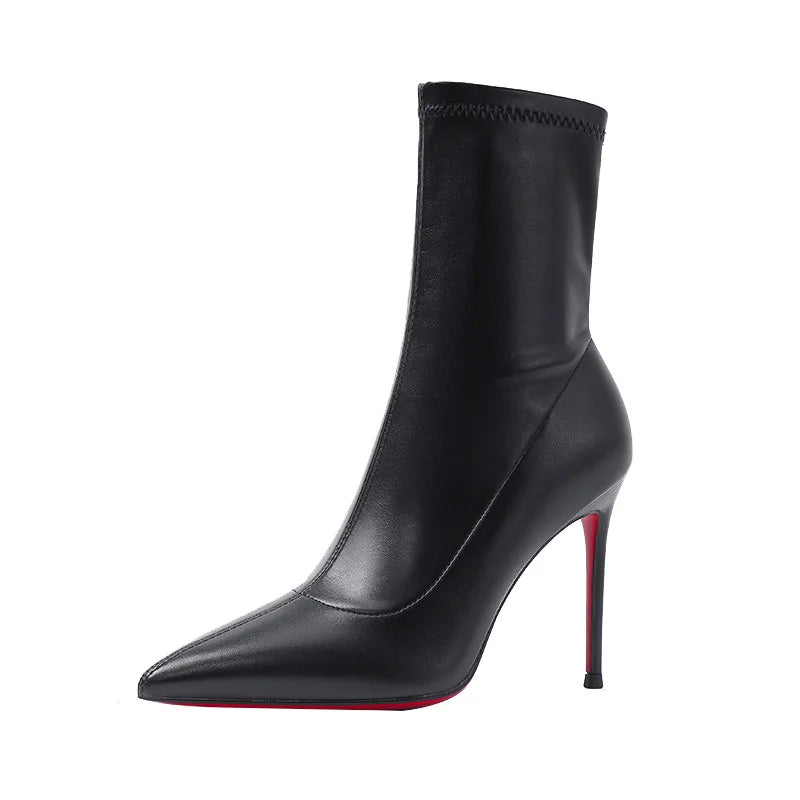 2025 autumn and winter new elastic slim boots with pointed leather and thin heels, black short boots for women with temperament