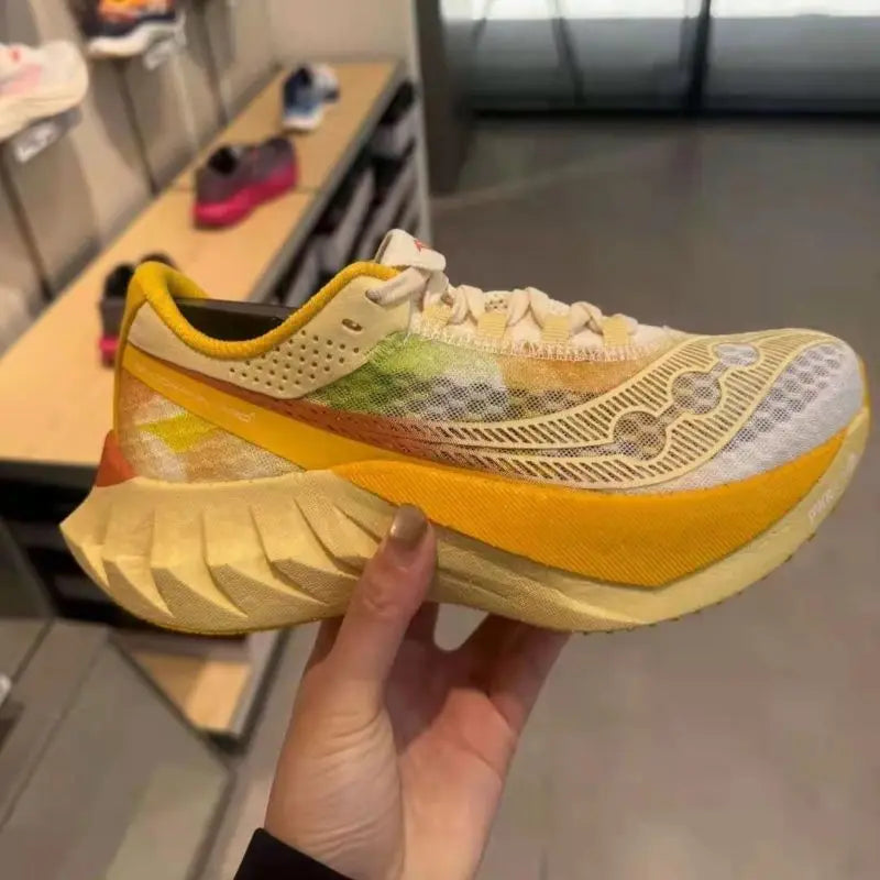 Summer Running Shoes Lightweight Mens Womens Fashion Sneakers Original Trainers Breathable Lightweight Comfortable Sneakers