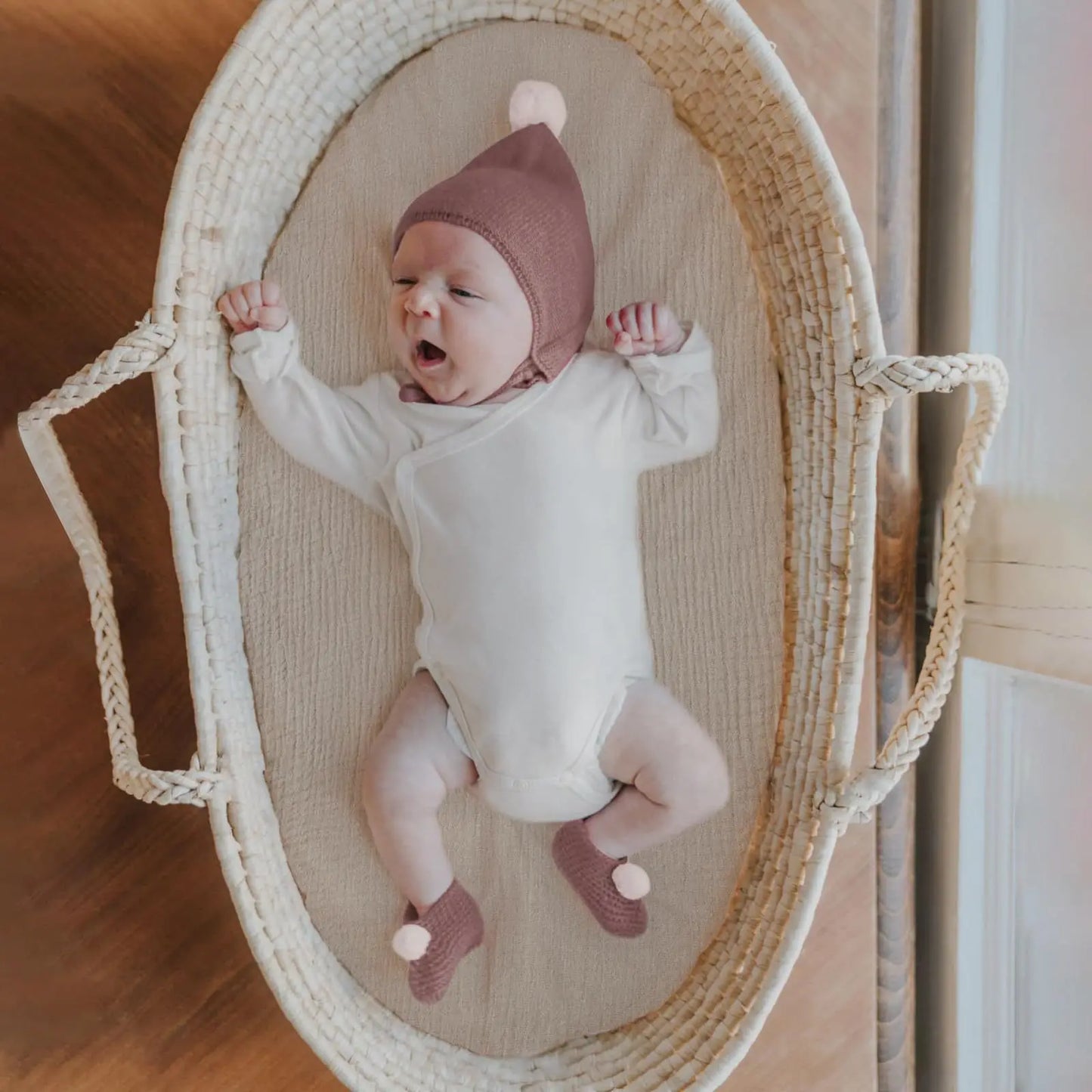 2 Pcs Baby Crib Sheets Breathable Cotton Universal Fit Solid Printing Color Bassinet Infant Bedding Fitted Sheet Sets