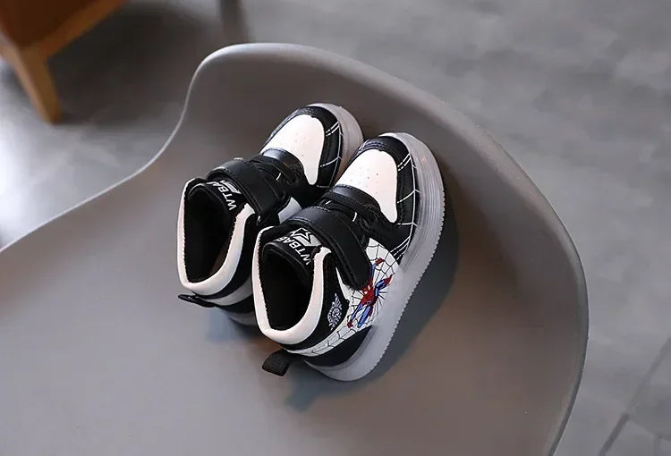 Disney Children's Led Light Shoes Fashion Aoger Spiderman Boys Sneakers Girls Cartton Casual Shoes Breathable Kids Sport Shoes