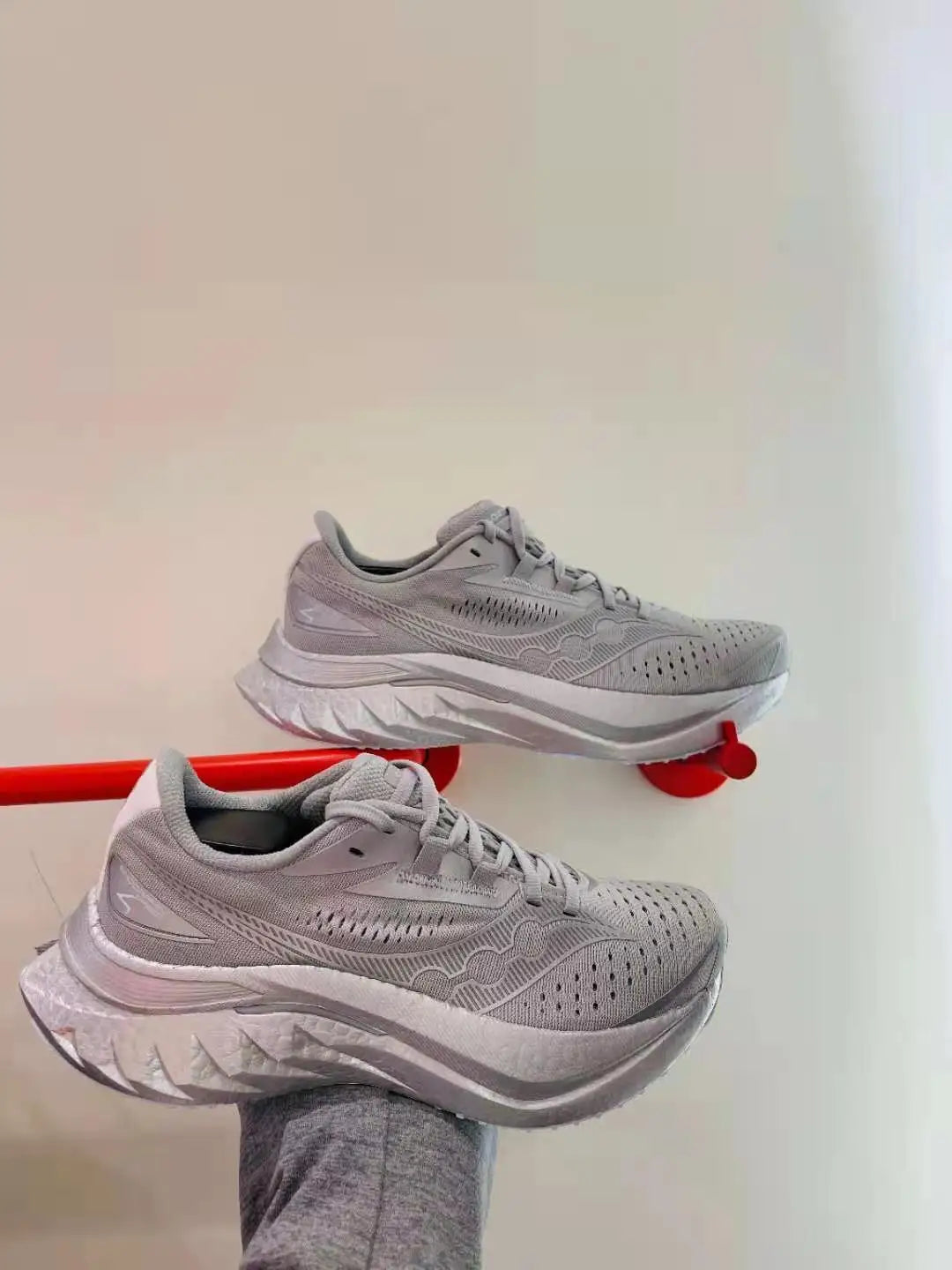 Summer Running Shoes Lightweight Mens Womens Fashion Sneakers Original Trainers Breathable Lightweight Comfortable Sneakers