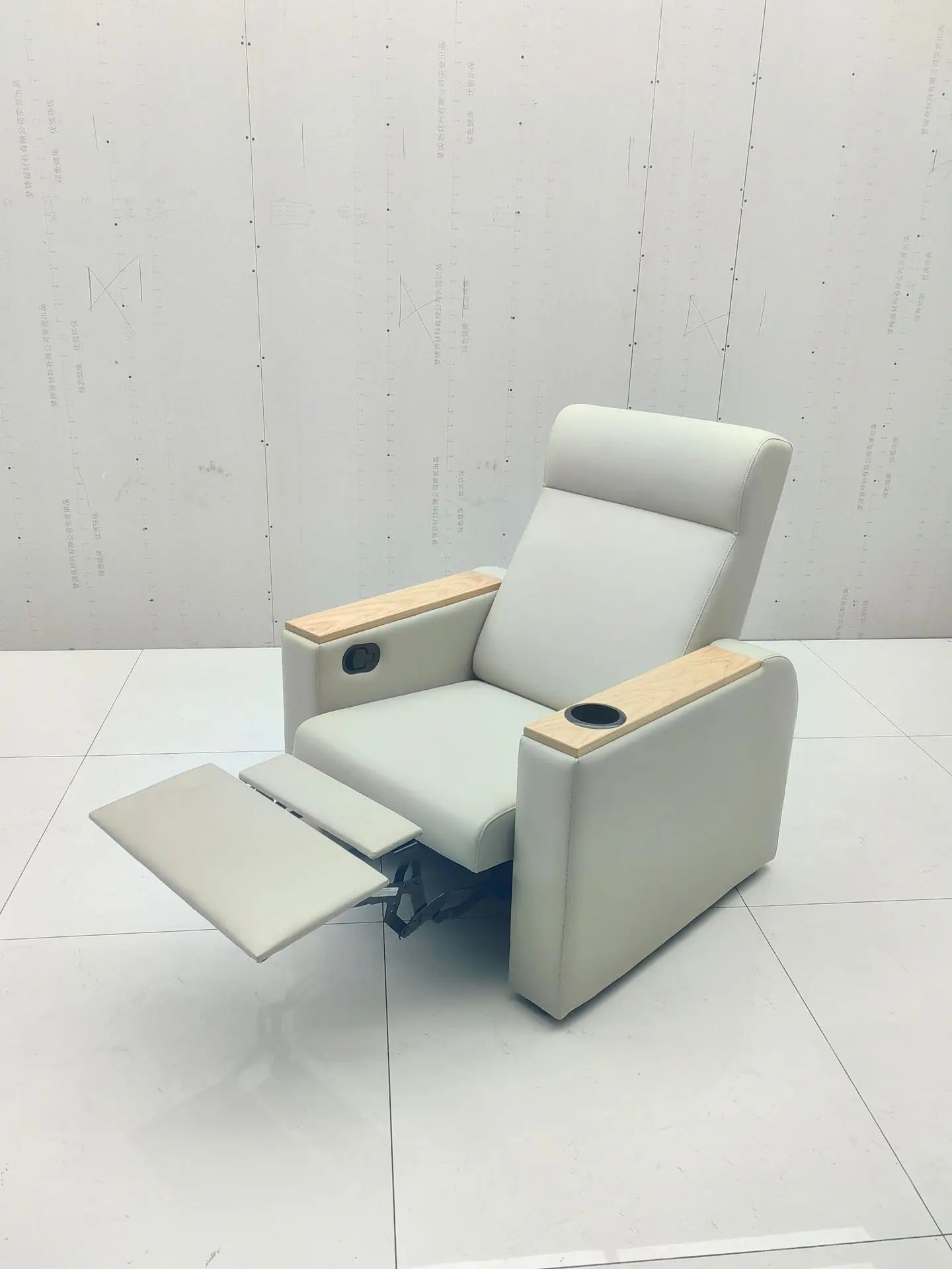 Luxury Single Infusion Sofa Hospitals Clinics Stainless Steel Leather Manual Electric Reclining Intravenous Drip Injection Seat