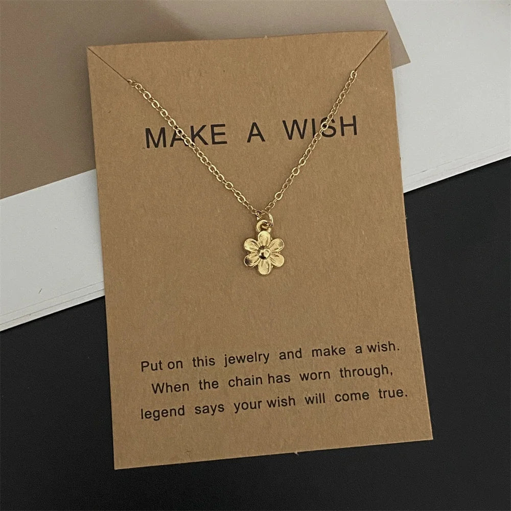 New Fashion Love Heart Pendant Necklace Animial Plam Geometric Trendy Gift Necklace Golden Color Collar Jewelry Wholesale