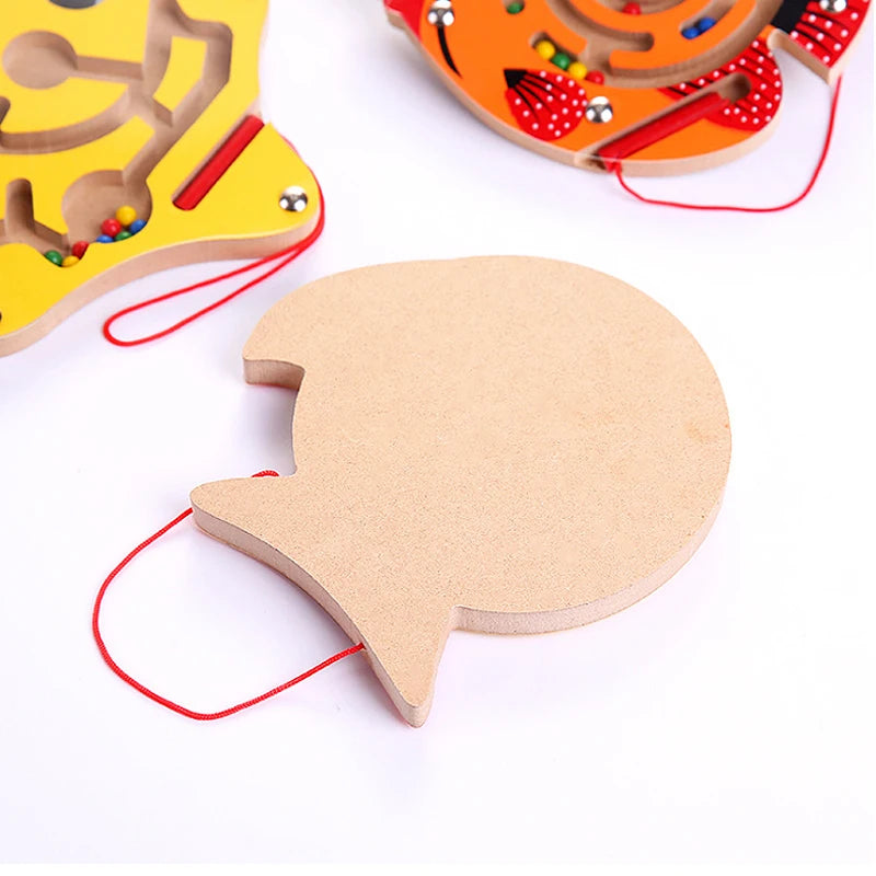 Kids Magnetic Maze Toy Mini Wooden Interactive Maze Pen Driving Beads Maze Puzzle Board Game Eduactional Toys for Toddlers Baby