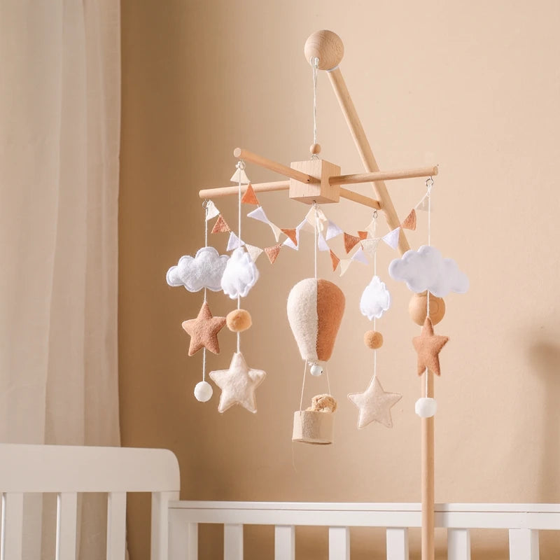 Baby Crib Mobile Wooden Bed Bell Rattle Toy Soft Felt Hot Air Balloon Wind Chime Pendant Newborn Comfort Bed Bell Toys Baby Gift