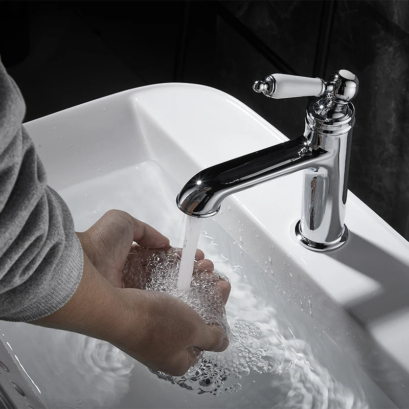 Bathroom Faucet Basin Mixer Black/Chrome Tap Single Handle Hot and Cold Water Brass Taps Becola Newest BR-2018A117