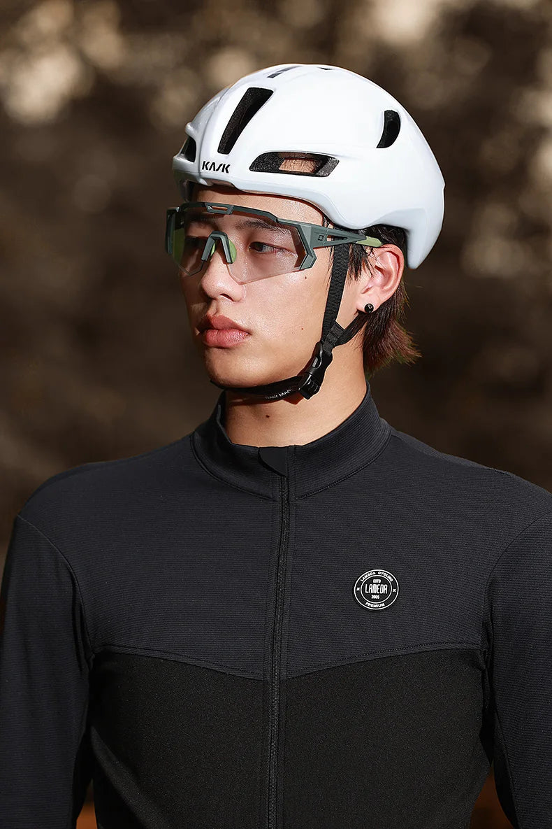 LAMEDA Photochromic Cycling Sunglasses Men Professional Bicycle Glasses Goggles Windproof MTB Road Bike Glasses Mountain Eyewear