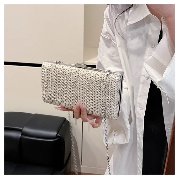 Brand New in 2025 Summer! Women's Woven Handbag. This Fashionable Style Can Be Carried As A Shoulder or Crossbody Bag