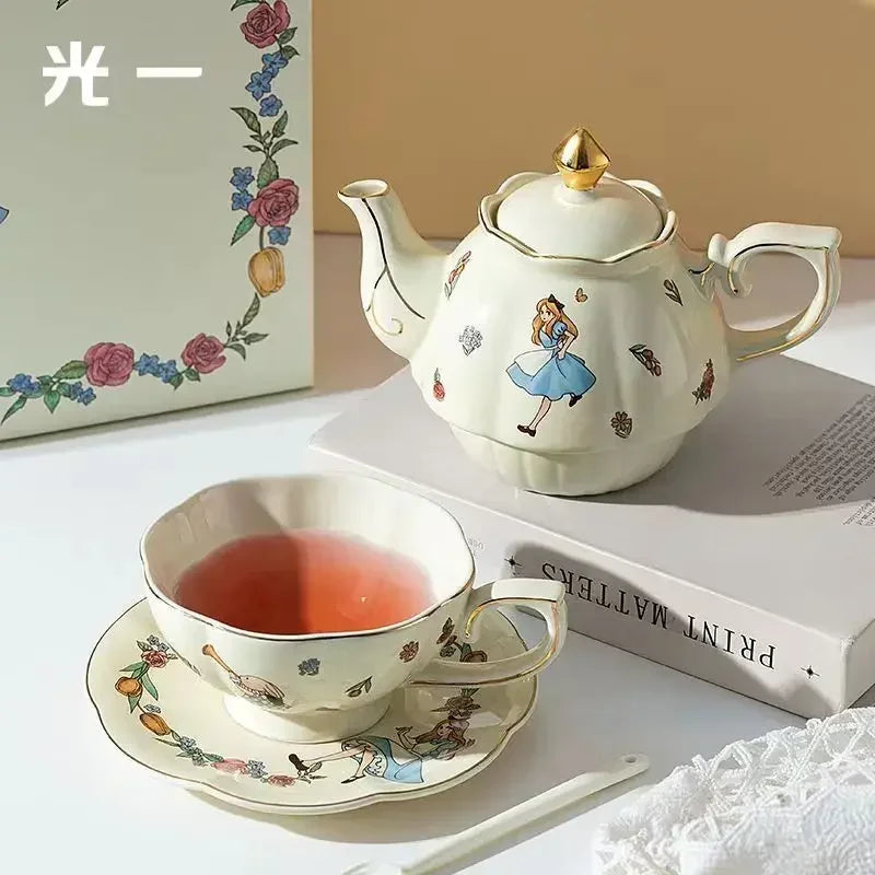 Luxury Ceramic Teapot Gift Box Cup and Pot Girl and Rabbit Ceramic Teapot Coffee Cup Dish Set Birthday Gift  for Tea Lovers