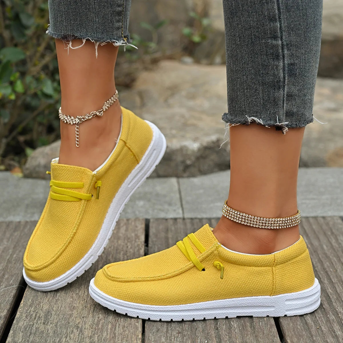 Lightweight Women Canvas Shoes Women Casual Sneakers Breathable Loafers Comfortable Solid Color Soft Sole Shoes Designer Shoes