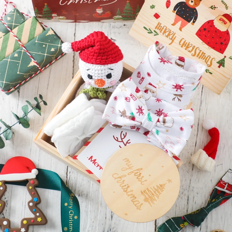 Baby Bathing Mouth Water Towel Pacifier Set Baby Full Moon Milestone Cards Wood Ring Rattle Bath Towel Wool Brush Birthday Gifts