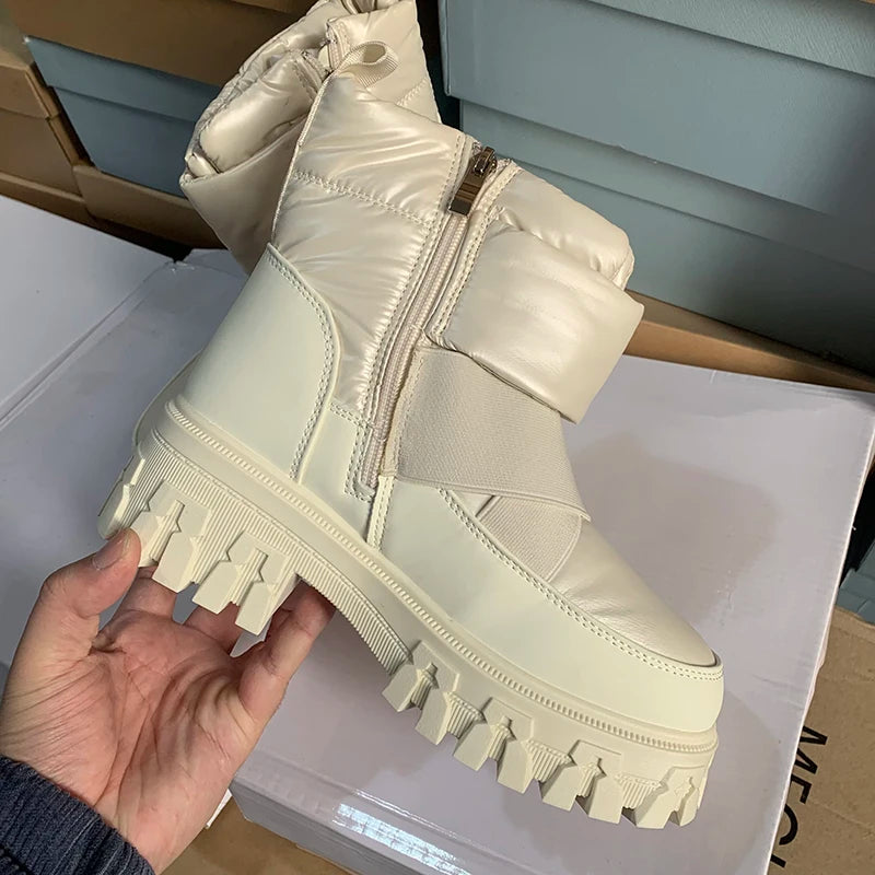 2024 Winter Snow Boots Women Plus Velvet Thickened Cold-resistant Warm Cotton Shoes Waterproof Non-slip Thick Sole