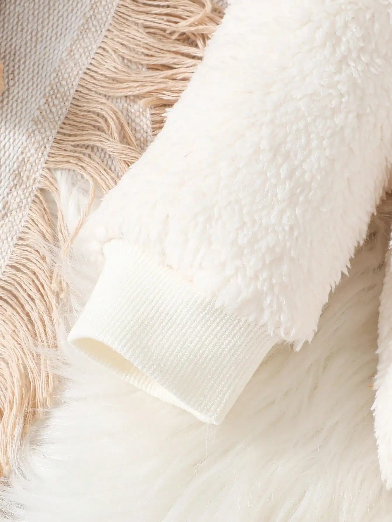 New Baby Girl Winter Casual Daily Cute Little Bear Fur Thick Design Suitable For Travel 2-Piece Set