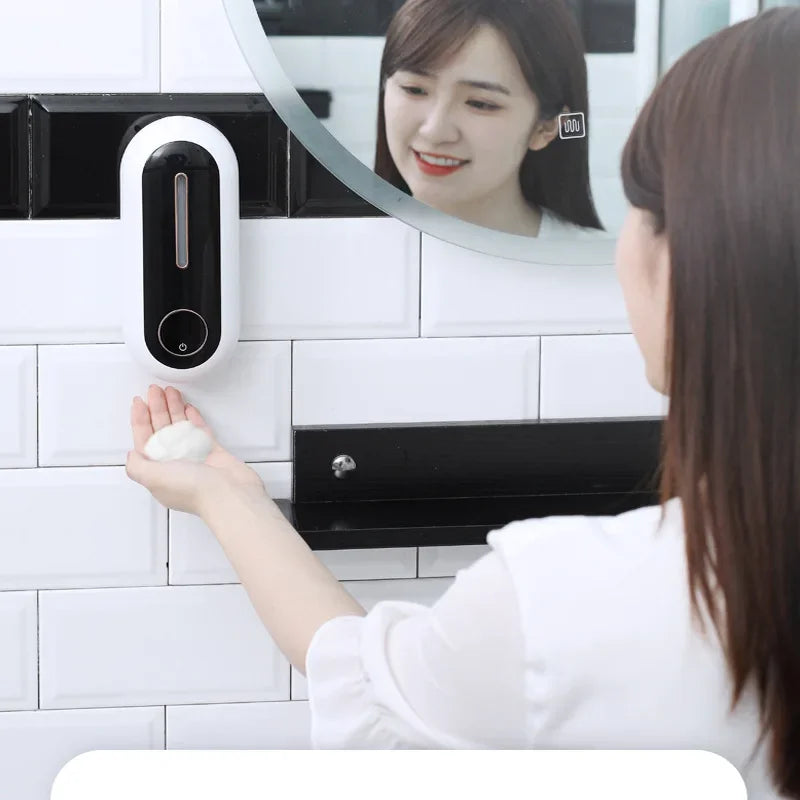 Smart induction soap dispenser Automatic hand sanitizer Electric wall mounted foam mobile phone USB rechargeable soap dispenser