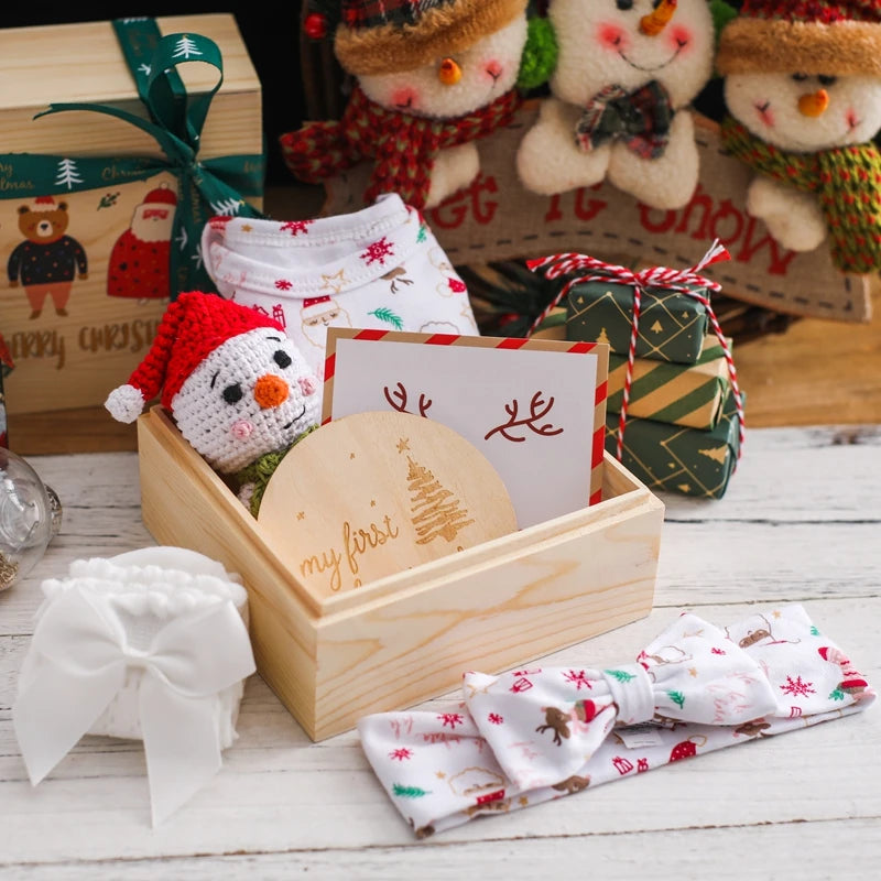 Baby Bathing Mouth Water Towel Pacifier Set Baby Full Moon Milestone Cards Wood Ring Rattle Bath Towel Wool Brush Birthday Gifts