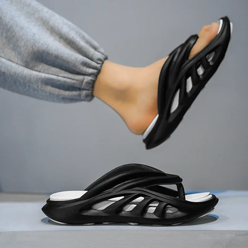 Summer New Men's Slippers Flip Flops Outdoor Indoor Comfortable Soft Slides Casual Shoes Men Beach Sandals Male Slippers