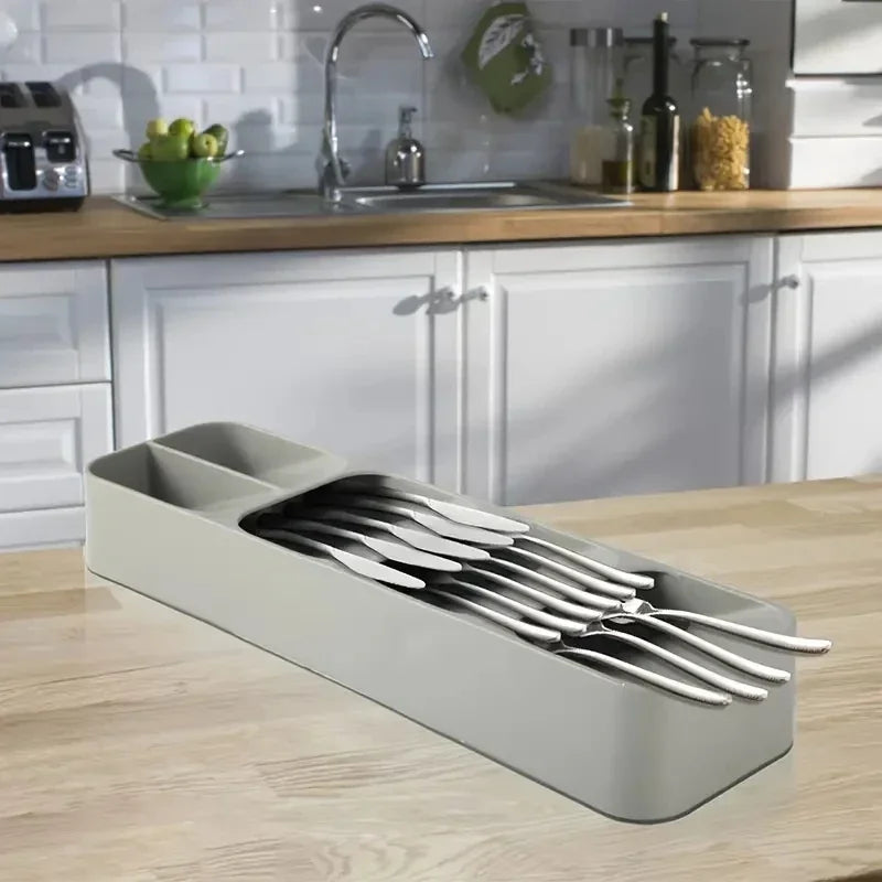 Household Kitchen Drawer Dust-proof Compartments Tableware Organization and Storage Boxes Multi-purpose Cutlery Storage Tray