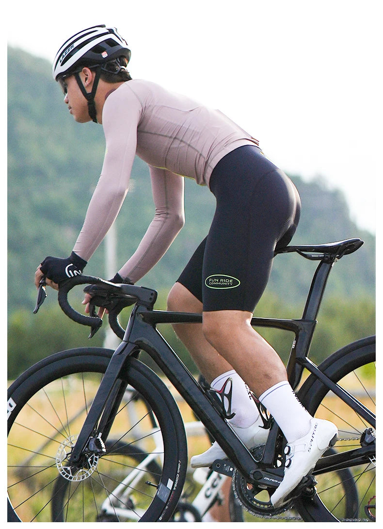 INBIKE 2025 Men's Cycling Bib Shorts High-Waisted Breathable Biking Bicycle Bibs Pants MTB Cycling Clothing Man with Pockets