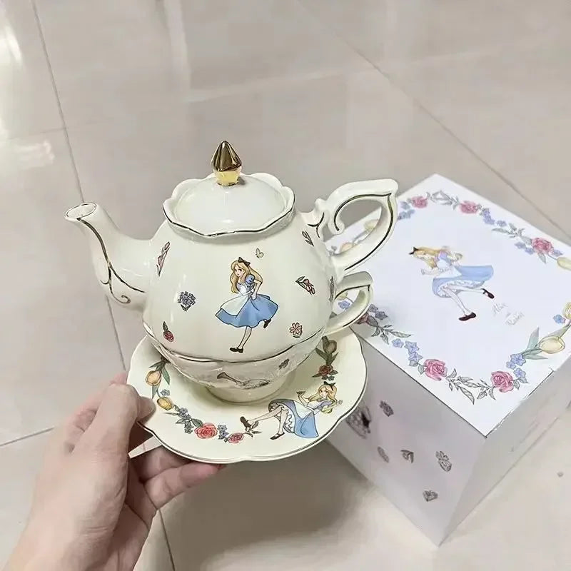 Luxury Ceramic Teapot Gift Box Cup and Pot Girl and Rabbit Ceramic Teapot Coffee Cup Dish Set Birthday Gift  for Tea Lovers