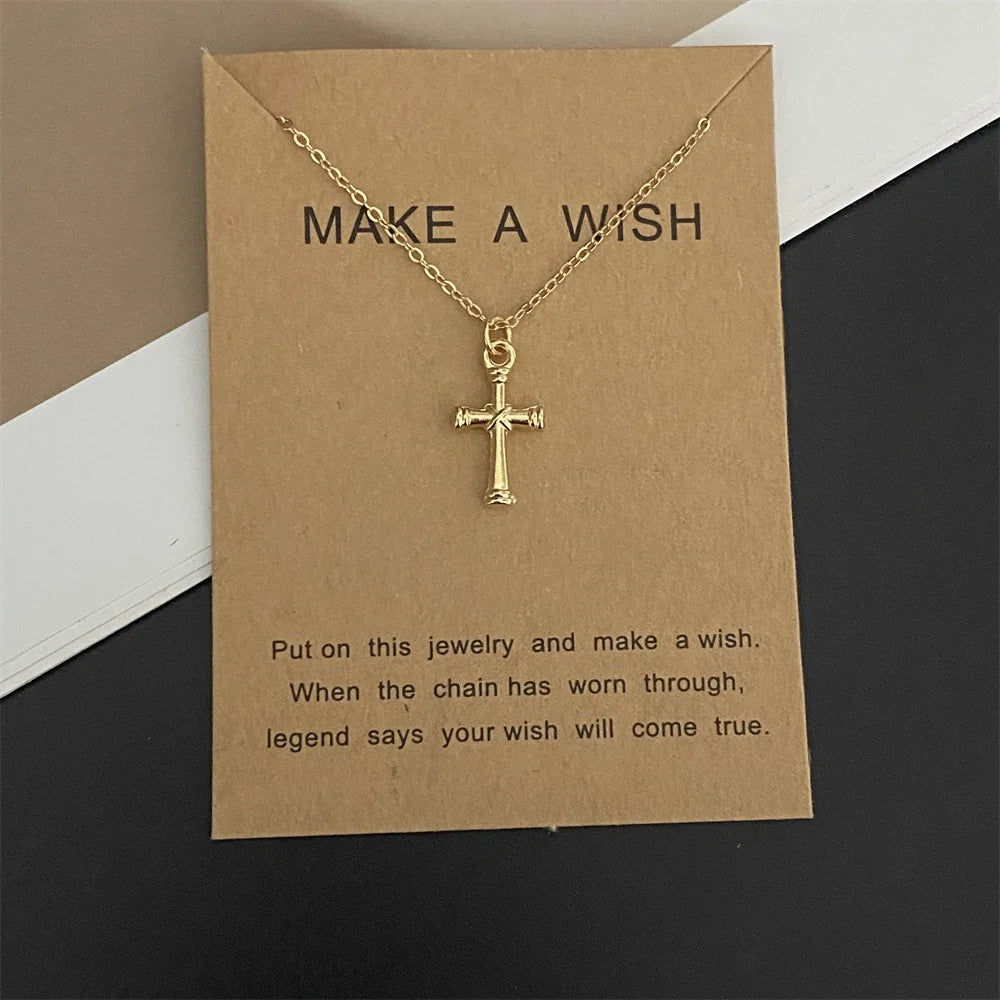 New Fashion Love Heart Pendant Necklace Animial Plam Geometric Trendy Gift Necklace Golden Color Collar Jewelry Wholesale