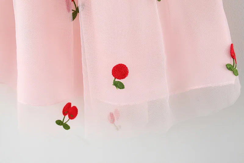 Summer Girl Dress Denim Fly Sleeved Bow Cute Cherry Colored Mesh Princess Dress Suitable for Babies Aged 0-3
