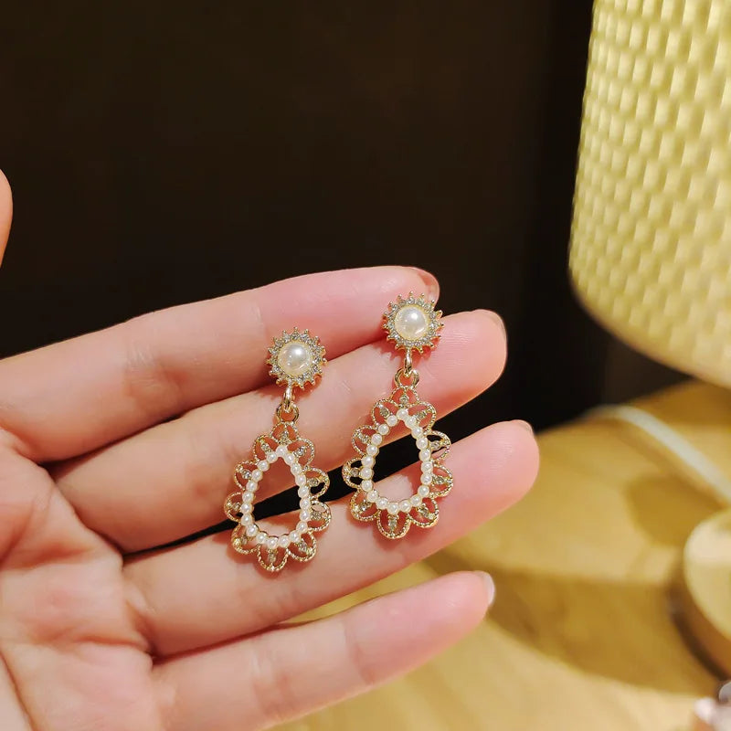 New High-end Atmosphere Decoration Shine Fashion Women Temperament Personality Exaggerated Earring Wedding Jewelry Birthday Gift