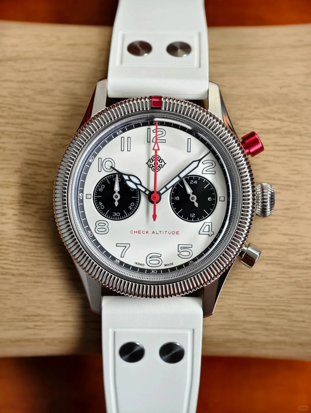 2025 New IXDAO 39mm Pilot Men Quartz Watches Peregrine Falcon Series VK64 Sapphire Stainless Steel Sports Chronograph 10Bar C3