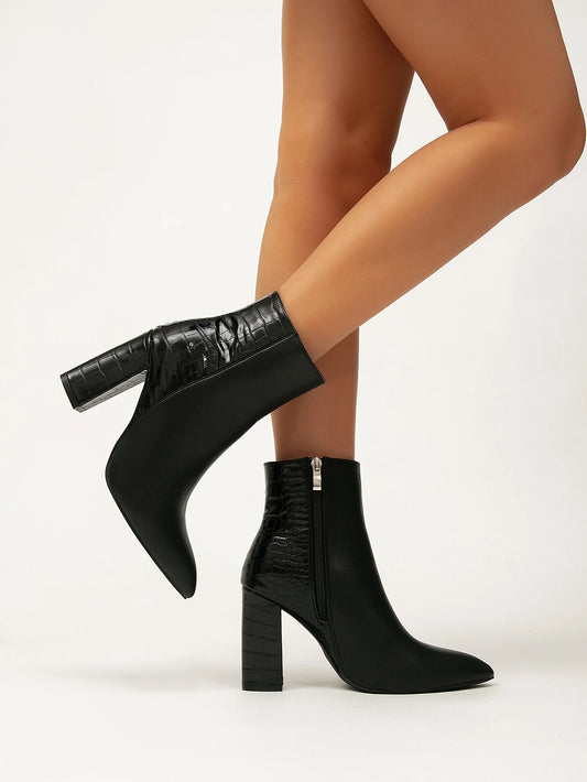 2025 Autumn and Winter Women's New Thick Heel Pointed Toe Fashion Boots Crocodile Pattern Stitching Black Versatile Skirt Daily Date Artificial Short Plush Boots
