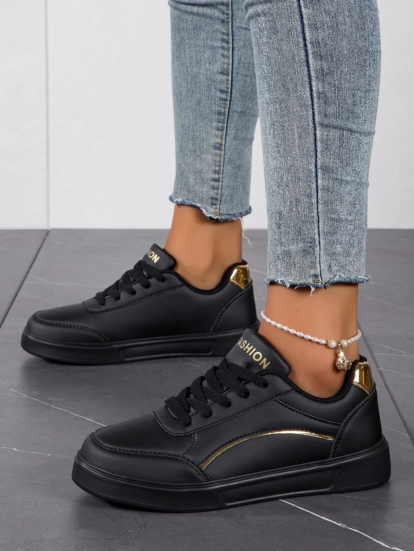 Baasploa Women Casual Sneakers Leather Platform Sneakers for Women Classics Comfort Skateboarding Shoes Non-Slip