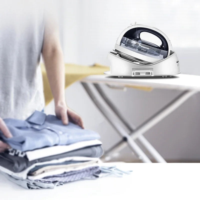 Panasonic cordless Steam Iron Handheld 3-speed Adjustable Ironing Machine Portable Ceramic Bottom Plate 2400W Fabric Steamer