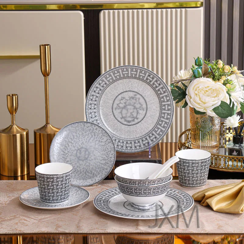 Luxury 10 piece set of European style gray H horse drawn cart tableware, circular gift box, bone china bowl, plate, spoon, plate