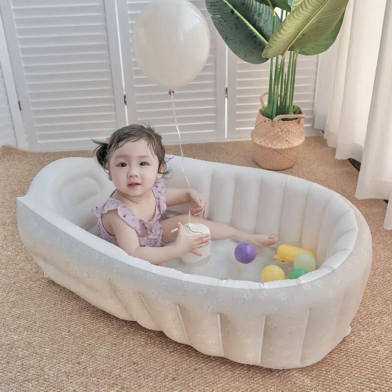 Ins style new portable baby bath tub newborn bath tub foldable children's inflatable swimming pool