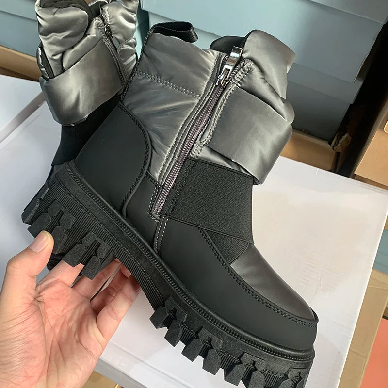 2024 Winter Snow Boots Women Plus Velvet Thickened Cold-resistant Warm Cotton Shoes Waterproof Non-slip Thick Sole