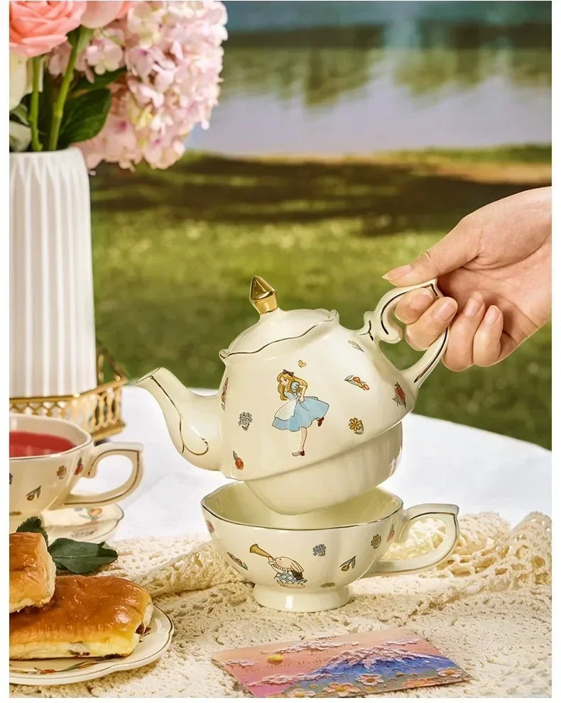 Luxury Ceramic Teapot Gift Box Cup and Pot Girl and Rabbit Ceramic Teapot Coffee Cup Dish Set Birthday Gift  for Tea Lovers