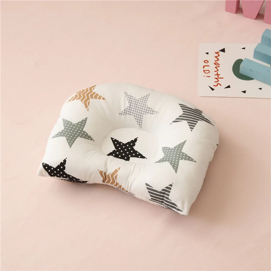 Honeycomb breathable removable portable crib with biomimetic baby pillows, travel crib