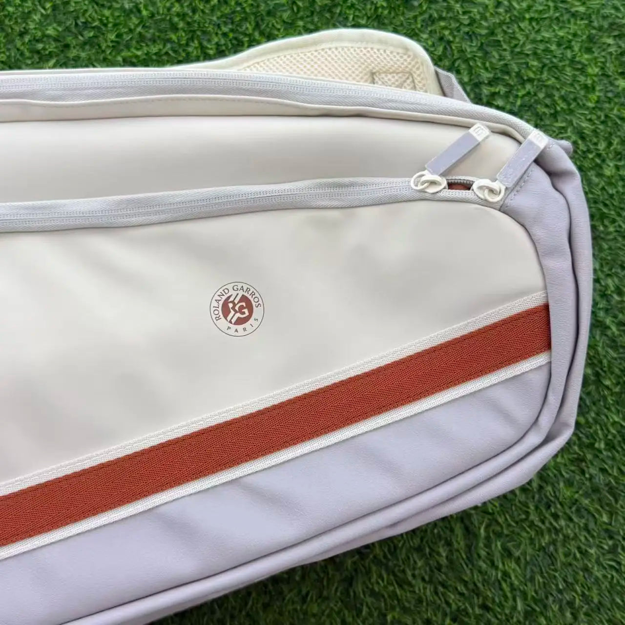 Wilson Roland Garros Session Soiree Super Tour 9PK Multi Functional Large Capacity Tennis Bag Sports Backpack WR8042901001